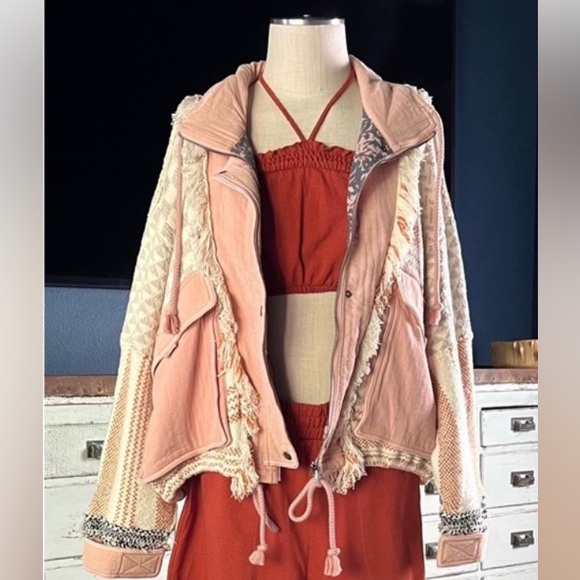 Free People Everything Nice Sugar Rose Pink Fringe Jacket M NWT - Picture 6 of 16